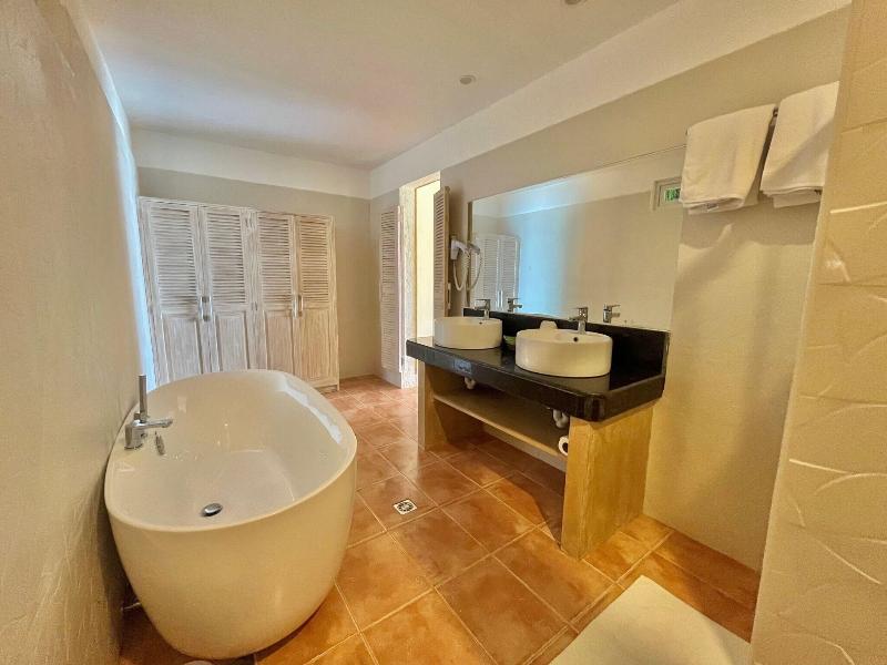Coco Grove Beach Resort image