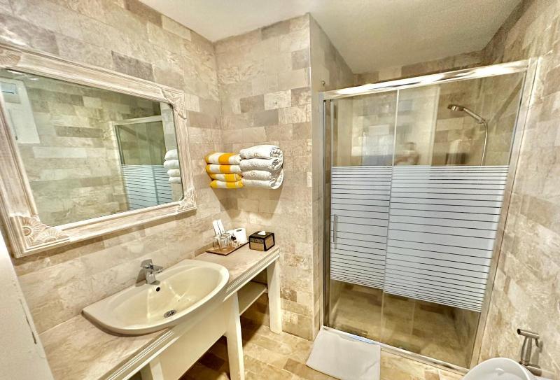 Coco Grove Beach Resort image