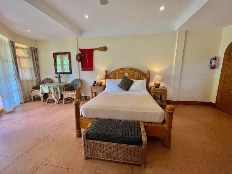 Coco Grove Beach Resort image