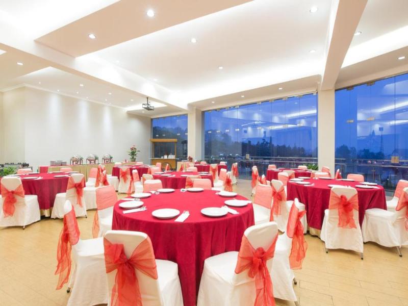 Hotel Cianjur Cipanas image