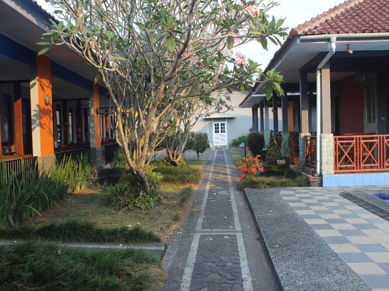 Mandalawangi Hotel