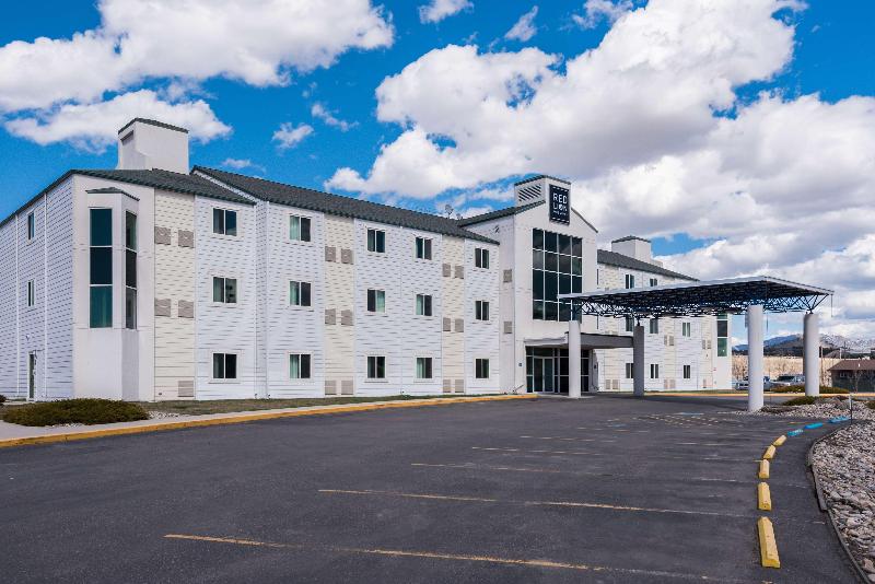 Red Lion Inn & Suites Butte image