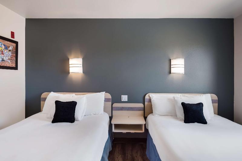 Red Lion Inn & Suites Butte image