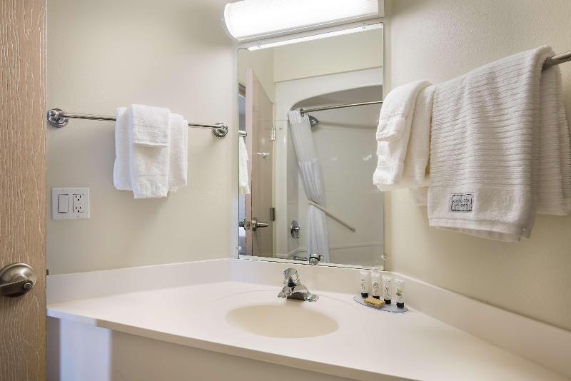 Red Lion Inn & Suites Butte image