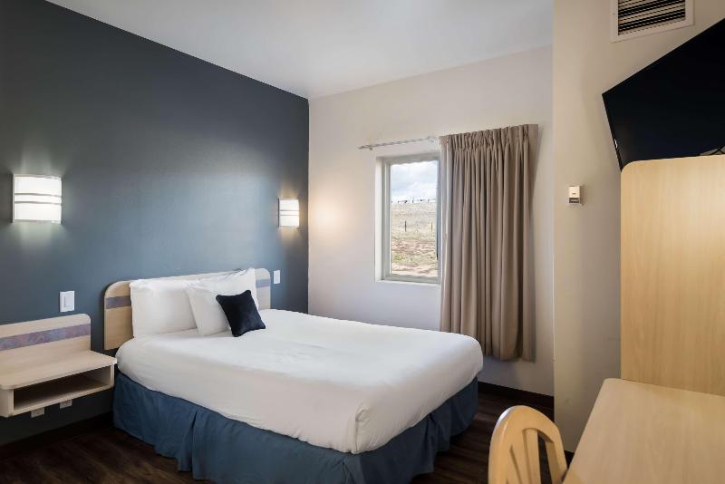 Red Lion Inn & Suites Butte image