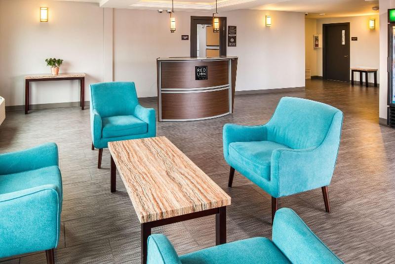 Red Lion Inn & Suites Everett image