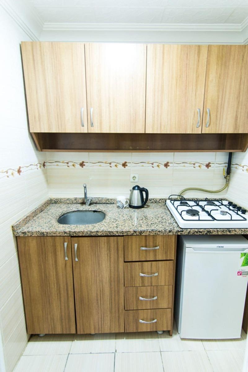 White Palace Apart image