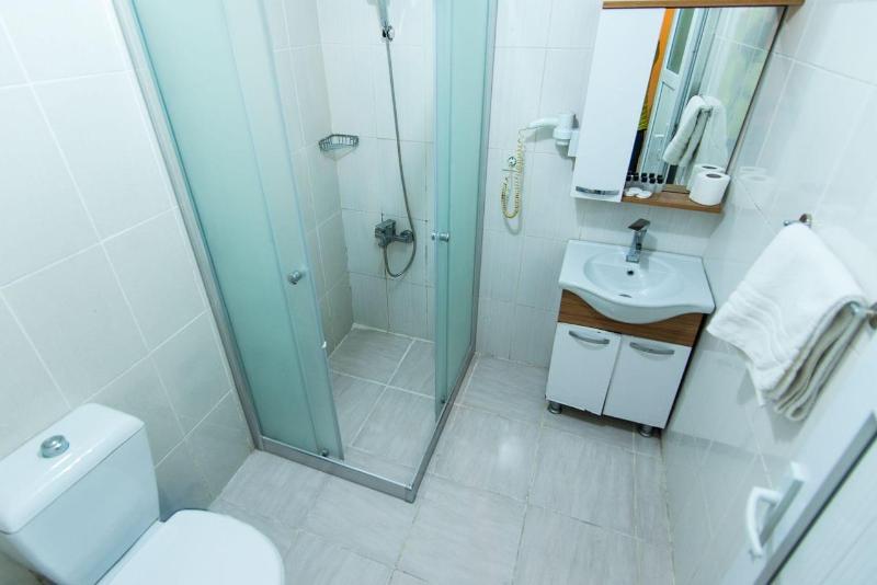 White Palace Apart image