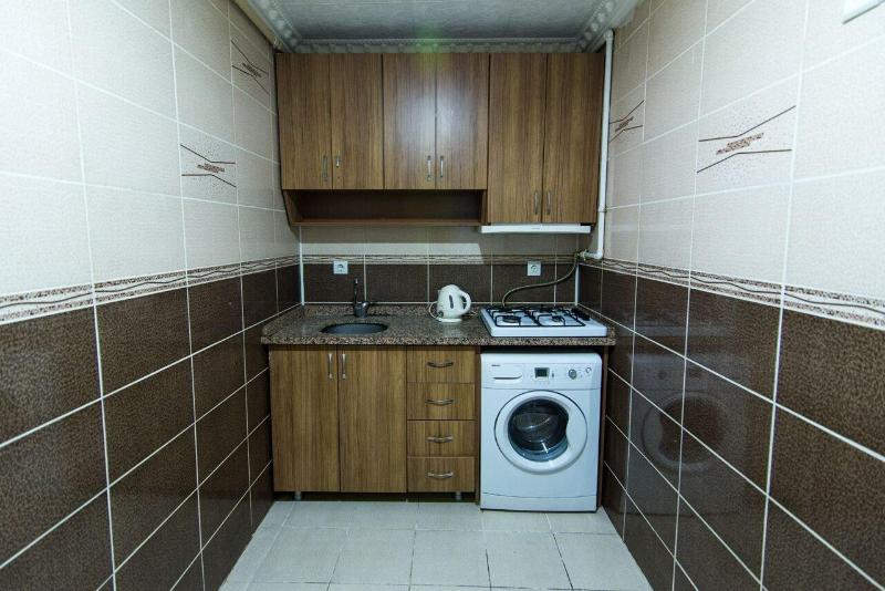 White Palace Apart image