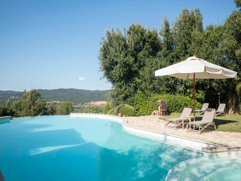Tenuta il Sassone - Wine & Food image