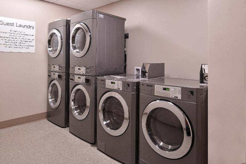 Holiday Inn Express & Suites Bloomington W Mall