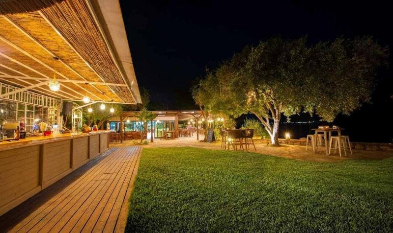 Plataria Resort Hotel image