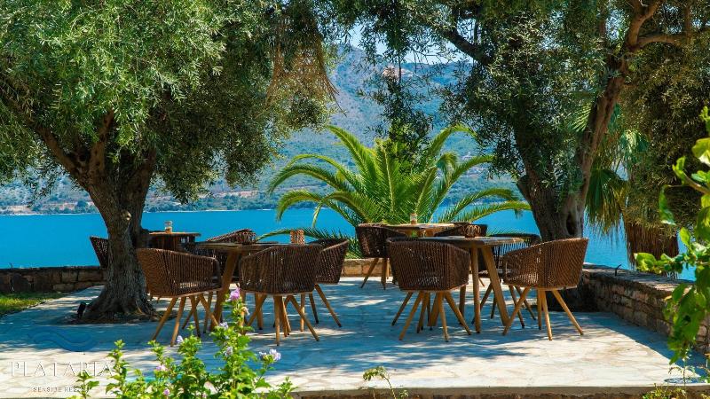 Plataria Resort Hotel image