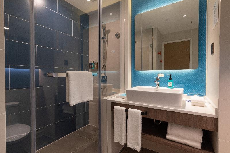 Holiday Inn Express Kaifeng City Center image