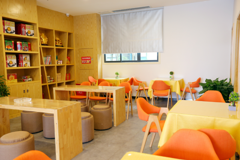 7 Days PremiumÂ·Guangan Chaoyang Avenue