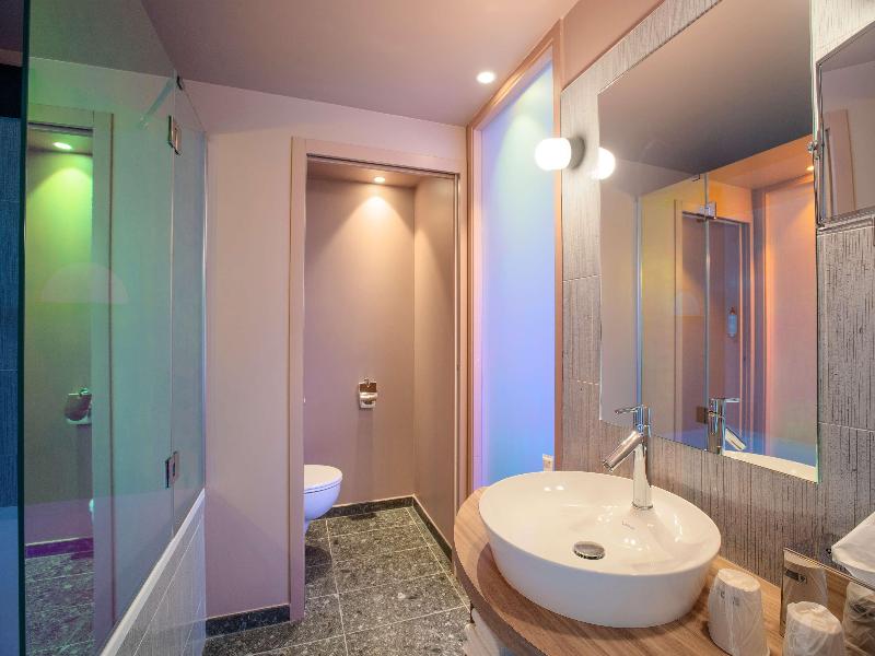 Aiden by Best Western Clermont-Ferrand image