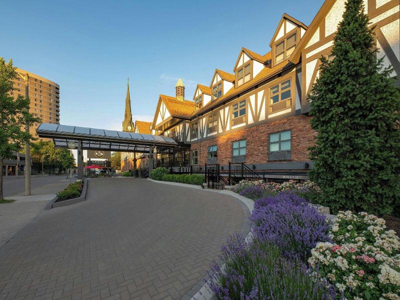 The Insignia Hotel, Sarnia, A Tribute Portfolio Ho