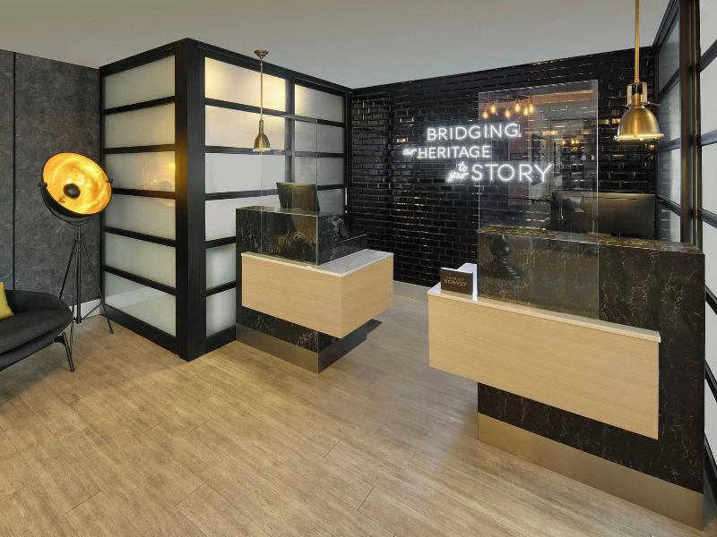 The Insignia Hotel, Sarnia, A Tribute Portfolio Ho