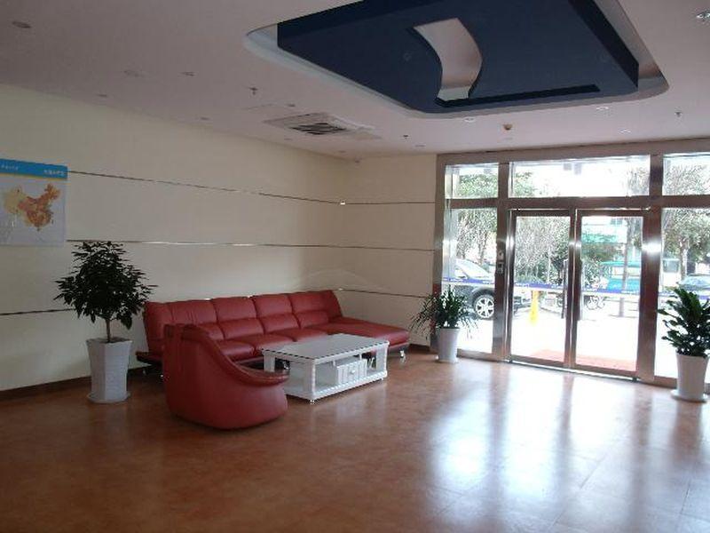 7 DAYS INN WEINAN DONGFENG AVENUE BRANCH