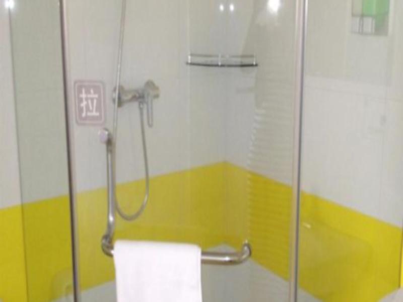 7 Days Inn Luohe Train Station Xintiandi Walking S
