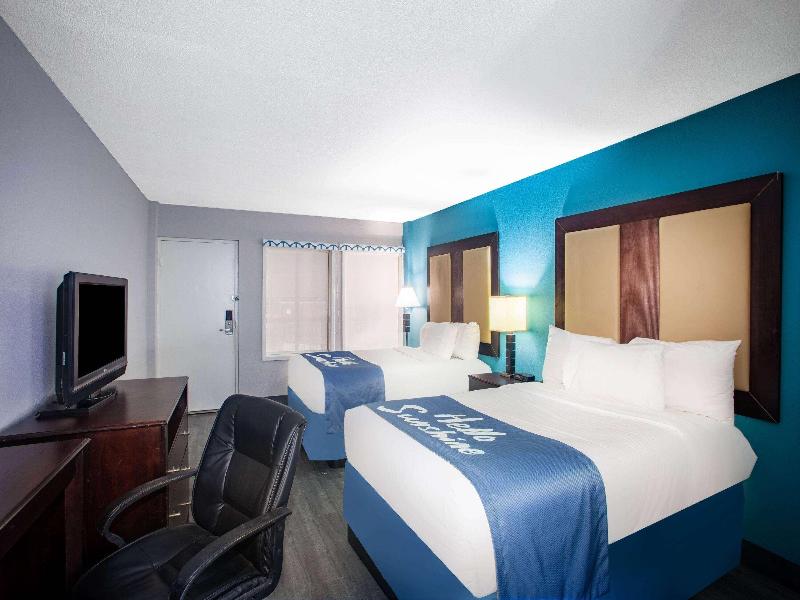 Days Inn By Wyndham Mobile I 65 image
