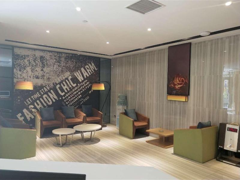 IU HotelÂ·Baoding Yuhua Dong Road
