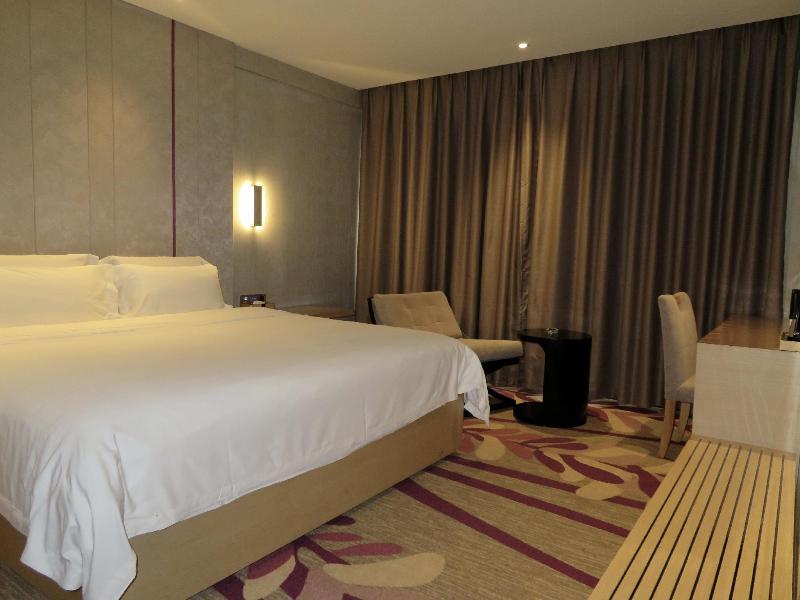 Lavande Hotels Yiyang Railway Station