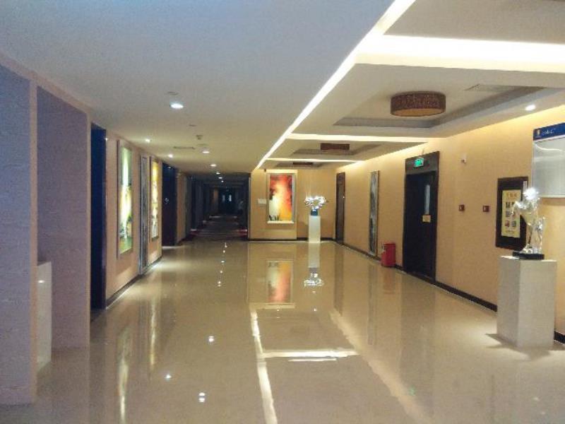 7 Days Premium Zhanjiang Guomao Grandbuy Centre Br — photo 4