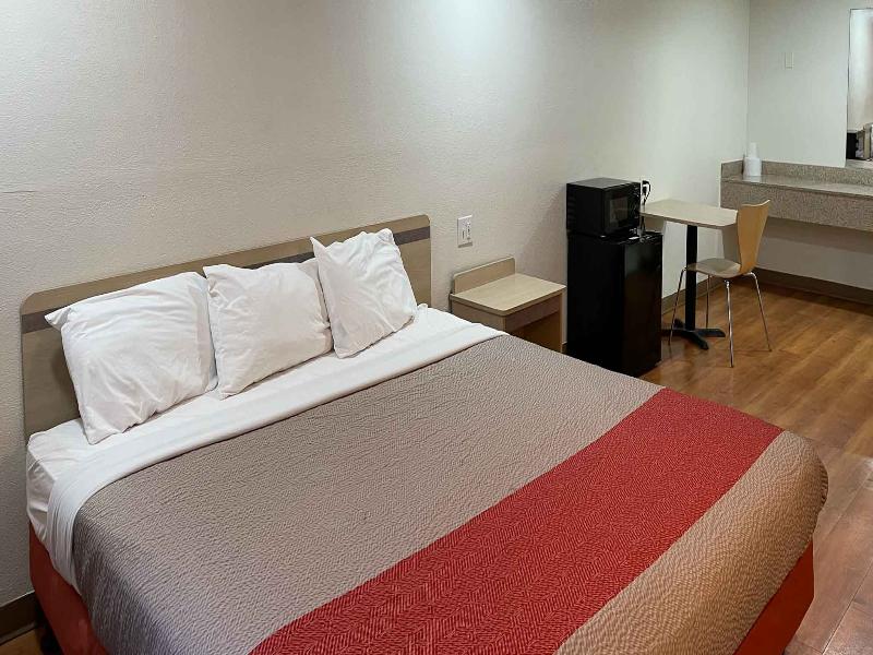 Motel 6 Hagerstown, Md image