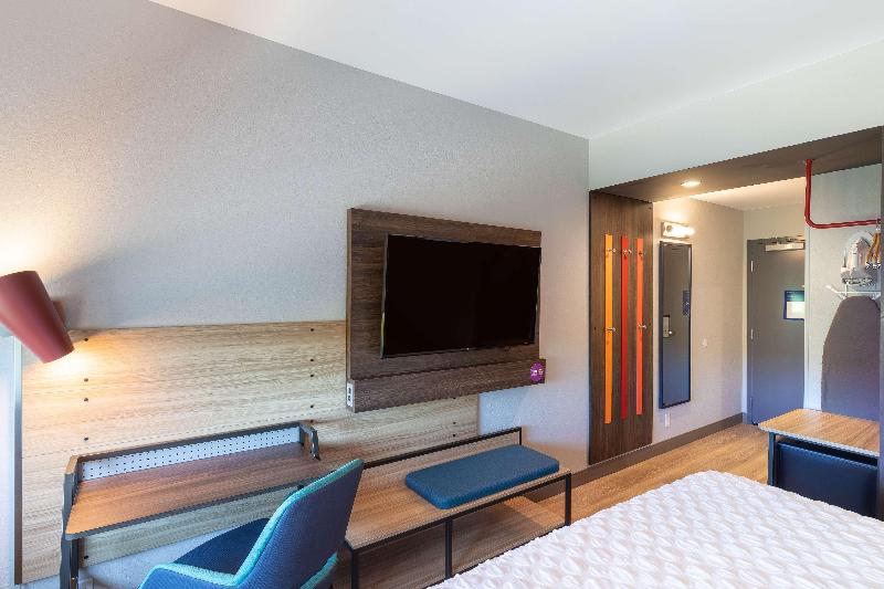 Tru By Hilton Eugene image