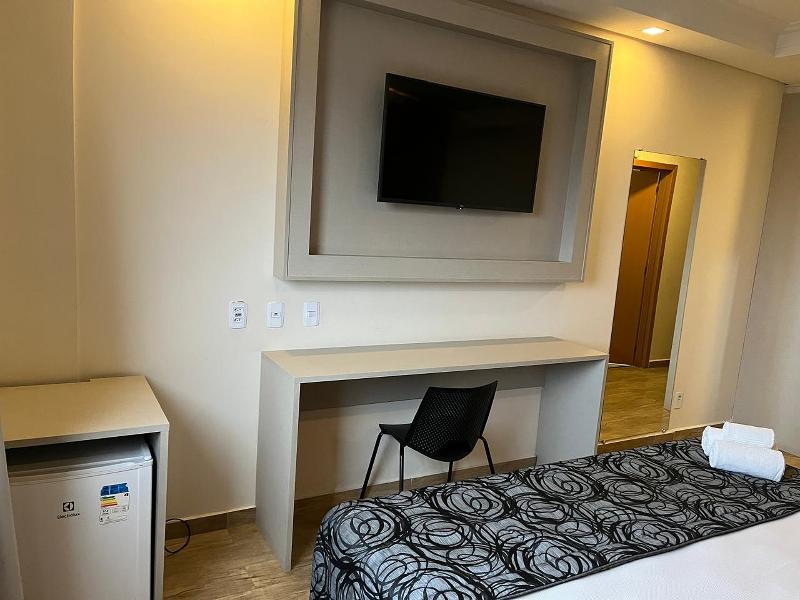 Summit Suites Hotel - Cacapava image