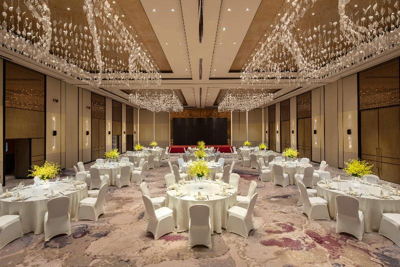 Crowne Plaza Wuzhen image