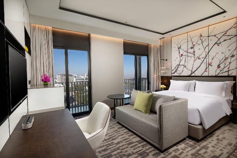 Crowne Plaza Wuzhen image