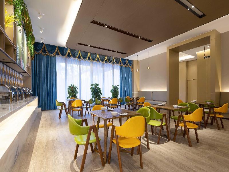 mango crystal hotel — photo 3