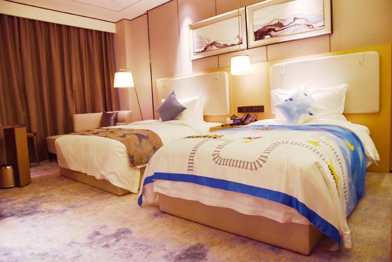 Lakehome Hotel Konggang image