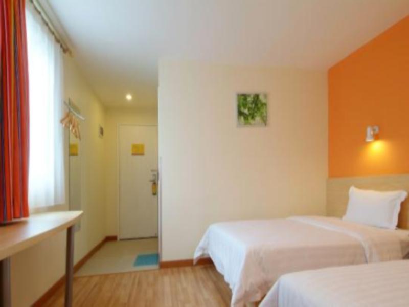 7 Days Inn Xiangyang Gulou Branch