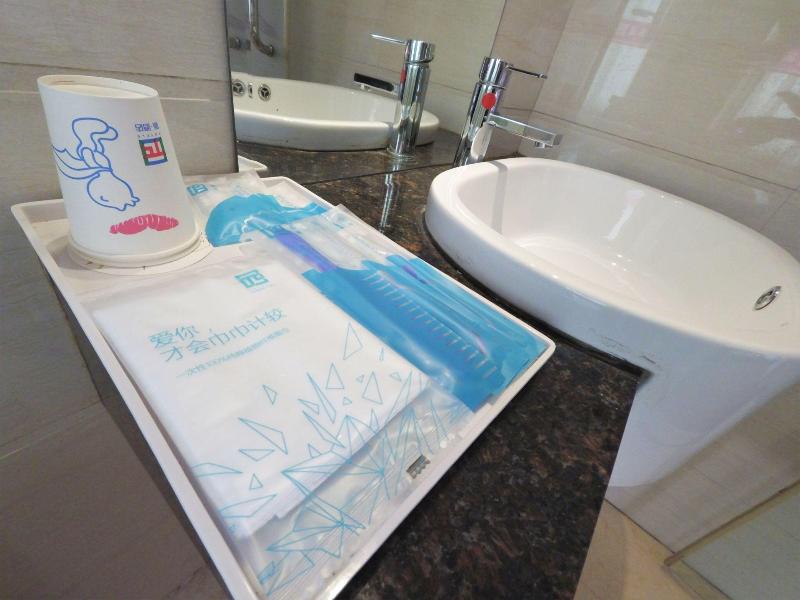 Pai Hotel Zhanjiang Chikan Walking Street South No — photo 4