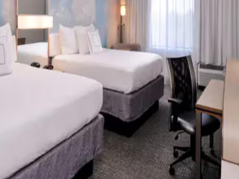 Country Inn & Suites Radisson BrownDeer-MilwaukeeN image