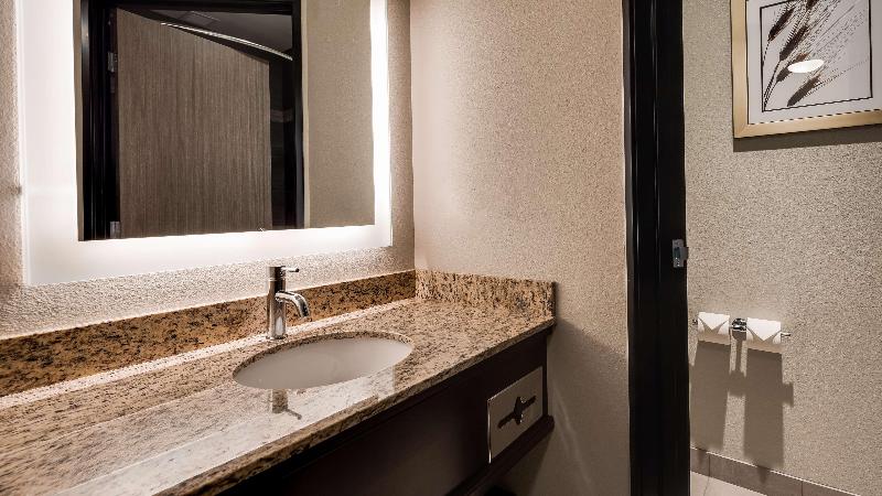 Best Western Plus The Inn at Hells Canyon image