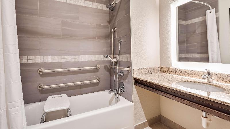 Best Western Plus The Inn at Hells Canyon image