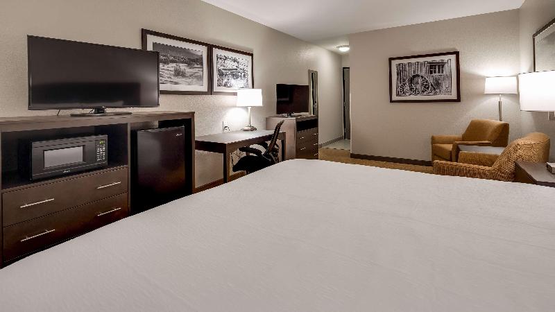 Best Western Plus The Inn at Hells Canyon image