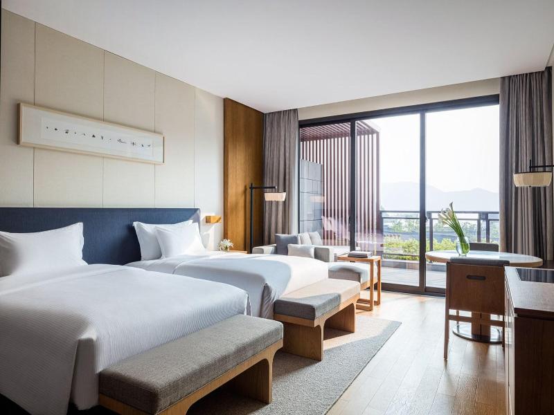 Cordis Dongqian Lake Ningbo image