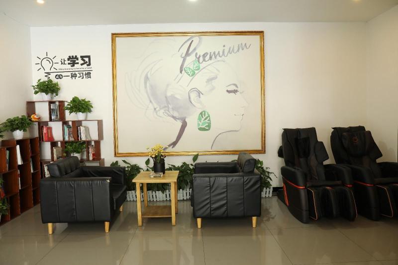 7Days Premium Chengdu Du Fu Thatched Cottage Branc
