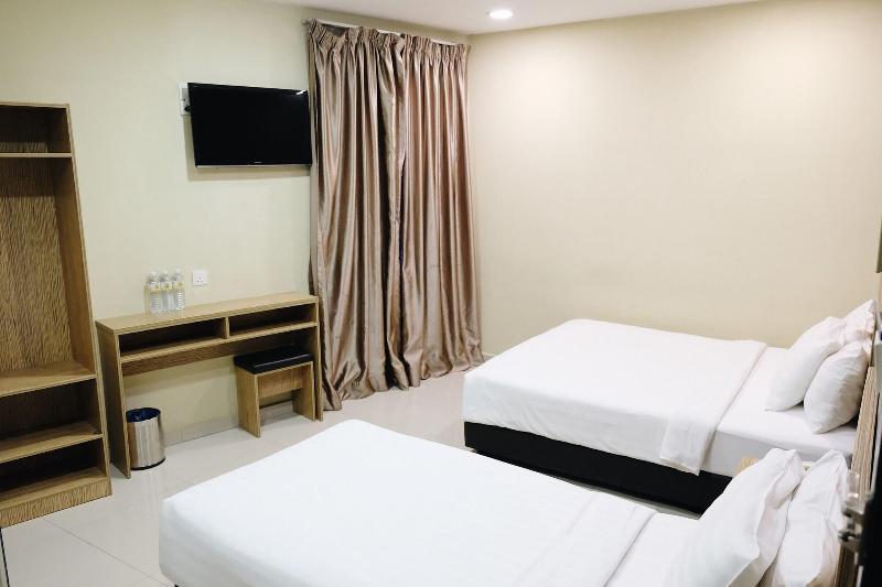 Era Plus Hotel image