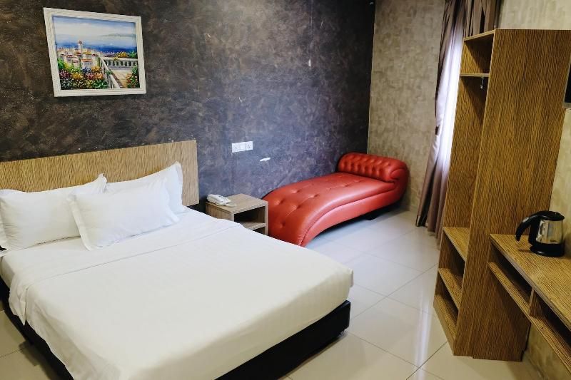 Era Plus Hotel image