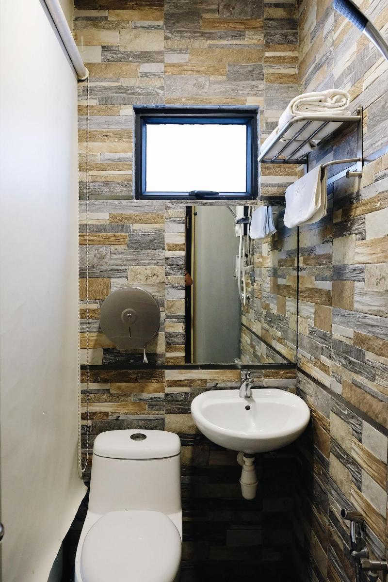 Era Plus Hotel image