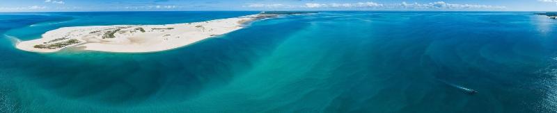 Azura Benguerra Island image