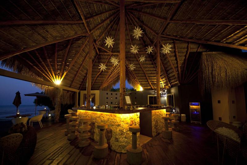 Azura Benguerra Island image