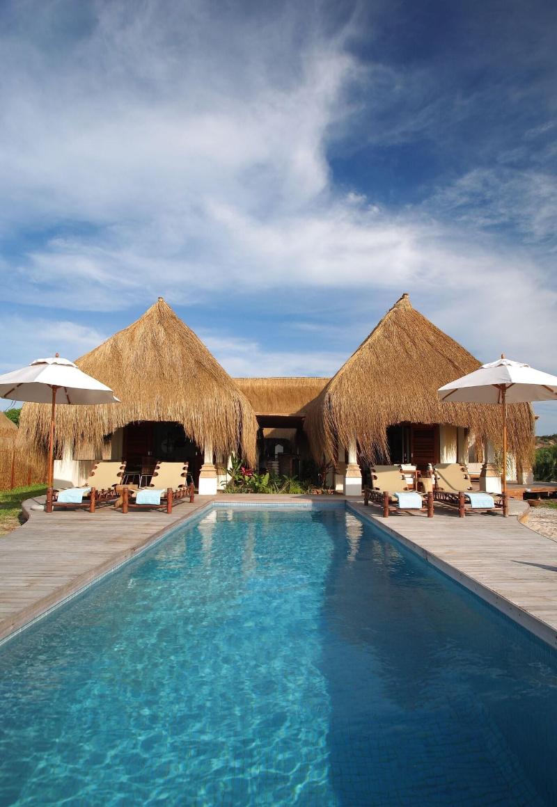 Azura Benguerra Island image