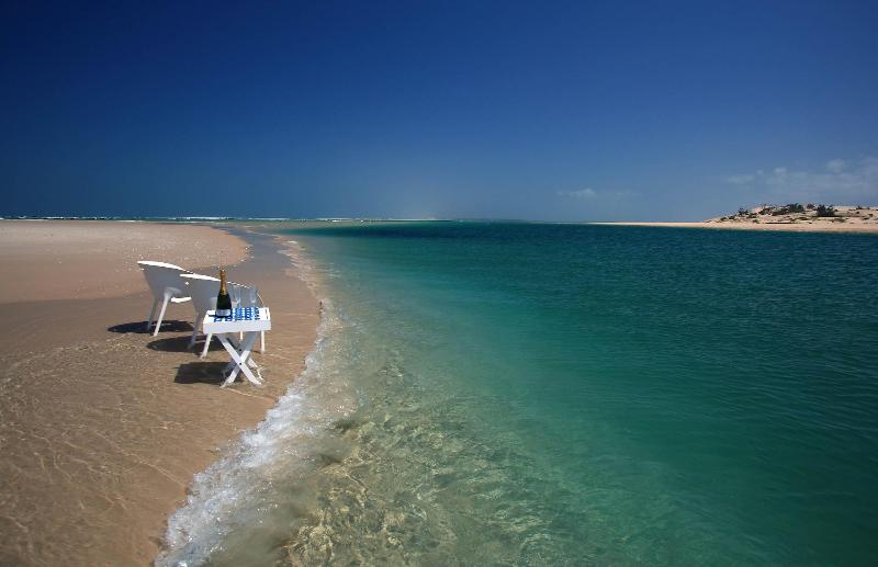 Azura Benguerra Island image